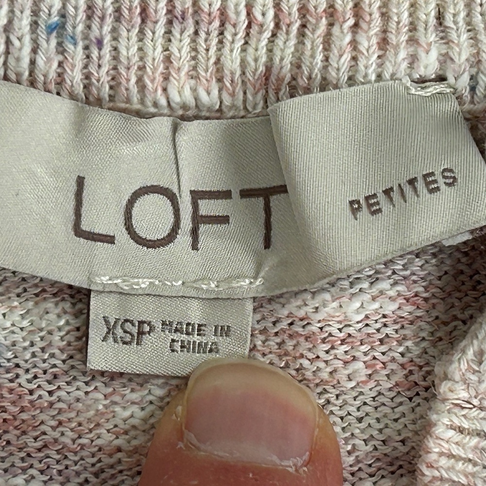 Loft Pale Pink Light Weight Sweater w/3/4 Length arm Sz XSP - Picture 3 of 7